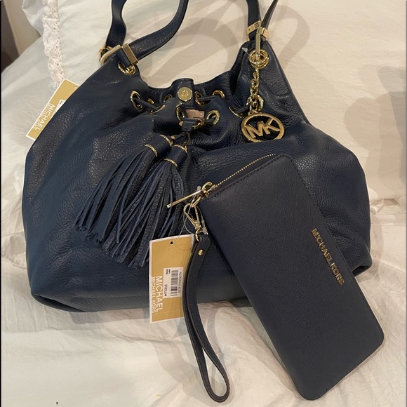 Navy Michael Kors purse and matching wallet. Tags still attached. - Picture 1 of 1